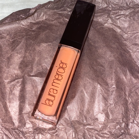 Laura Mercier Makeup Value Set - Picture 3 of 6